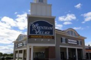 Theory Wrentham Outlet Store